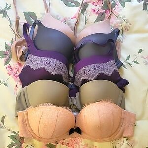 Victoria's Secret bra lot